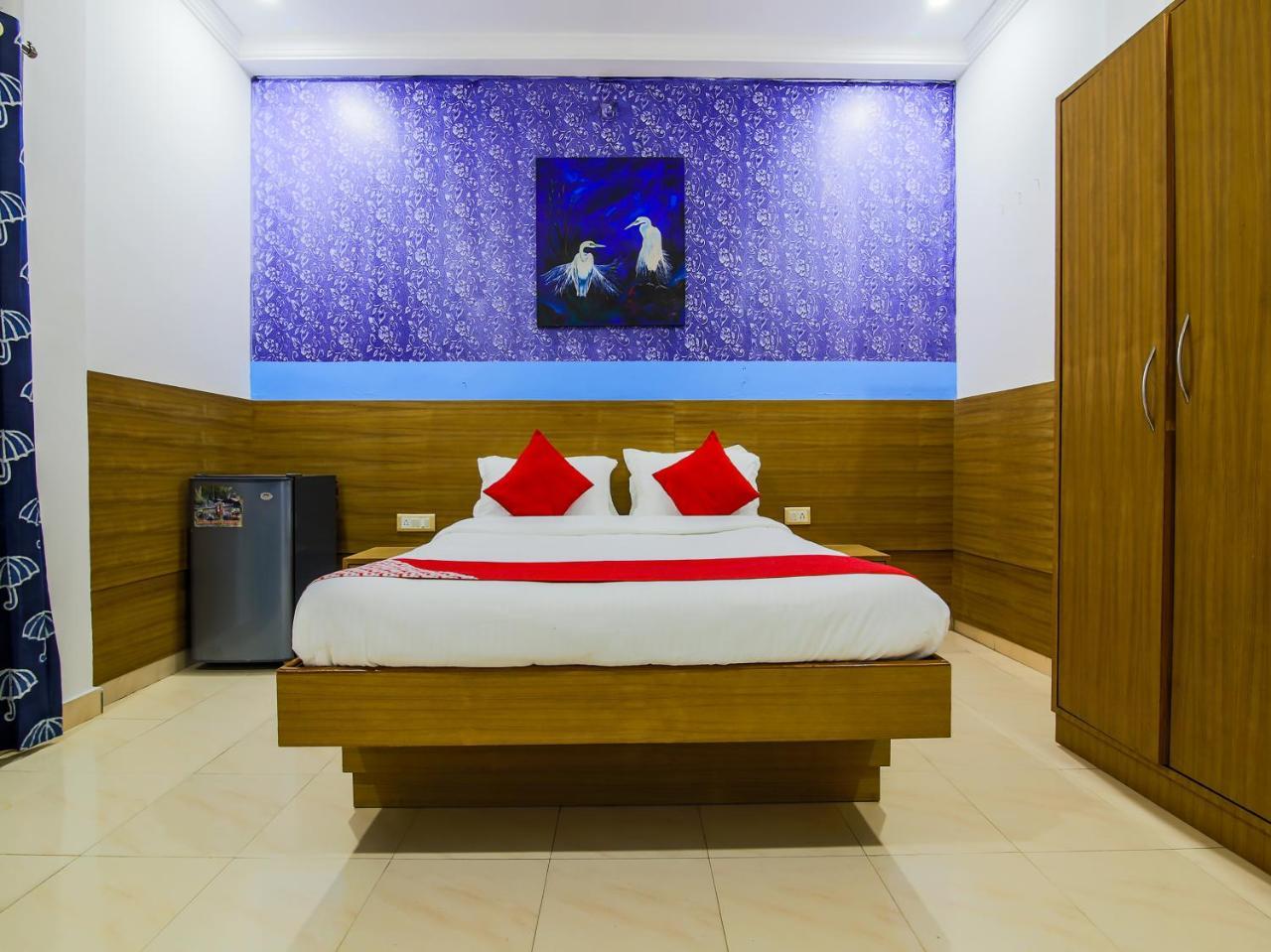 Oyo 22056 Arambol Plaza Beach Resort Екстер'єр фото