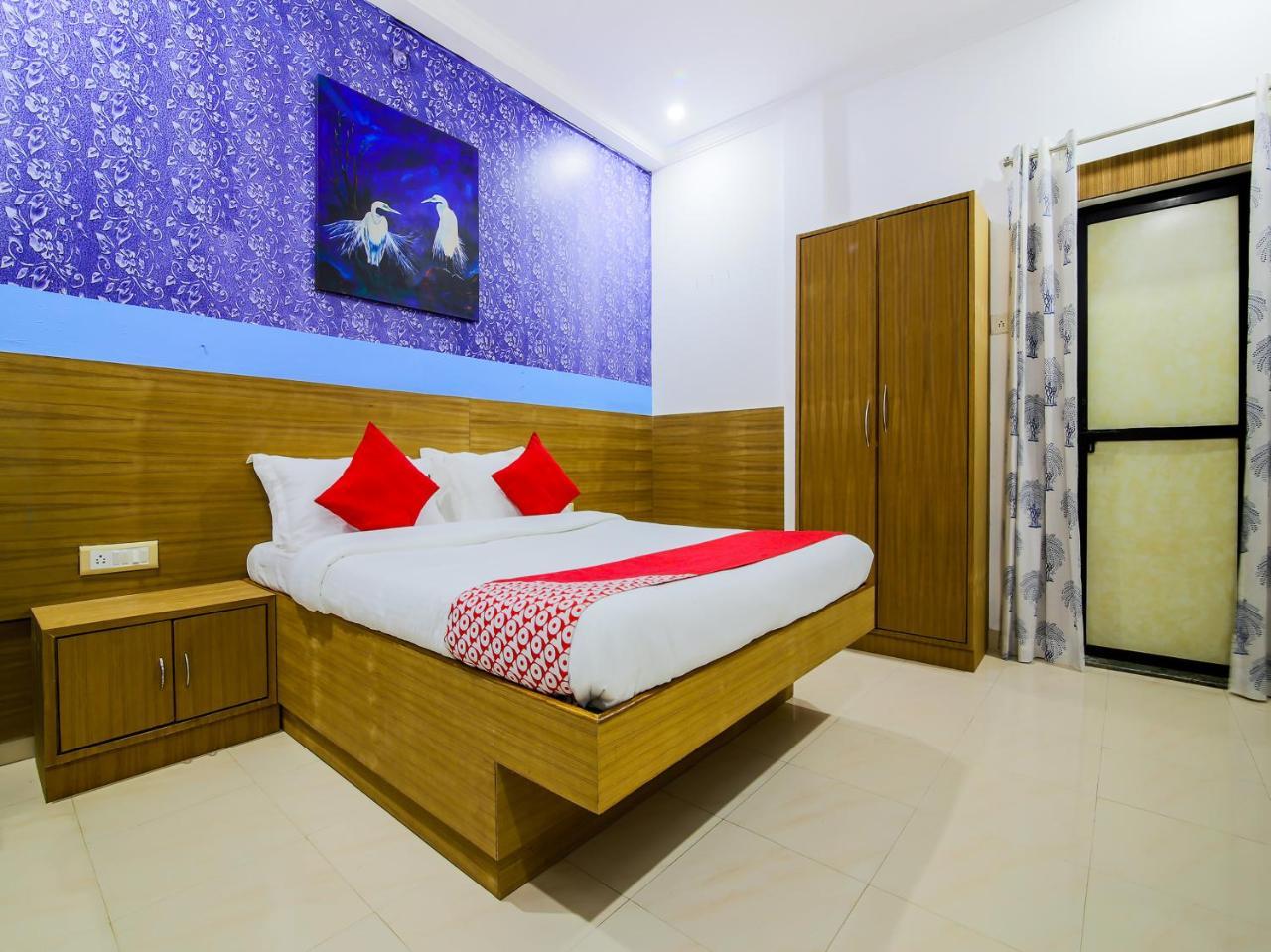 Oyo 22056 Arambol Plaza Beach Resort Екстер'єр фото
